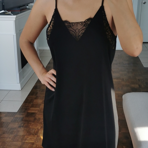 BLACK DRESS - Picture 3 of 3